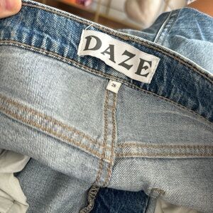 Daze Denim size 26 - super comfortable